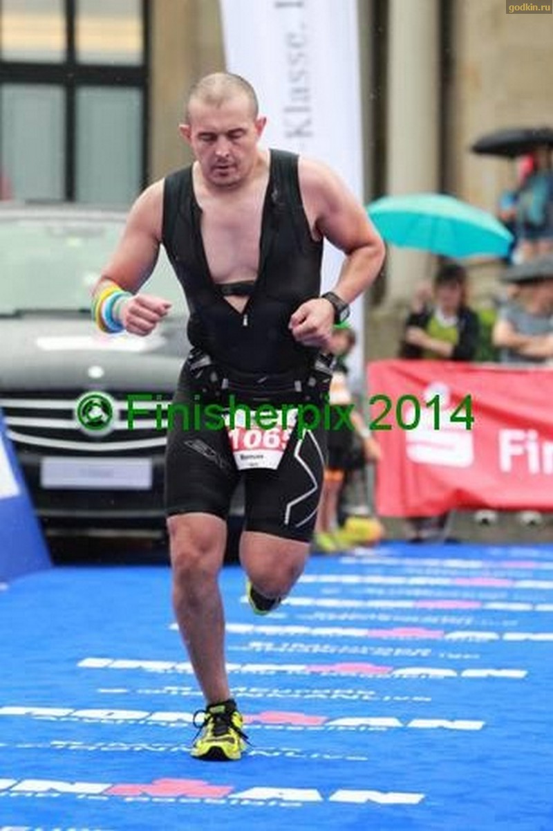последние метры дистанции половины ironman'а // фото: ironman wiesbaden